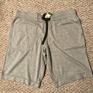 Eddie Bauer Men’s Weekend Shorts